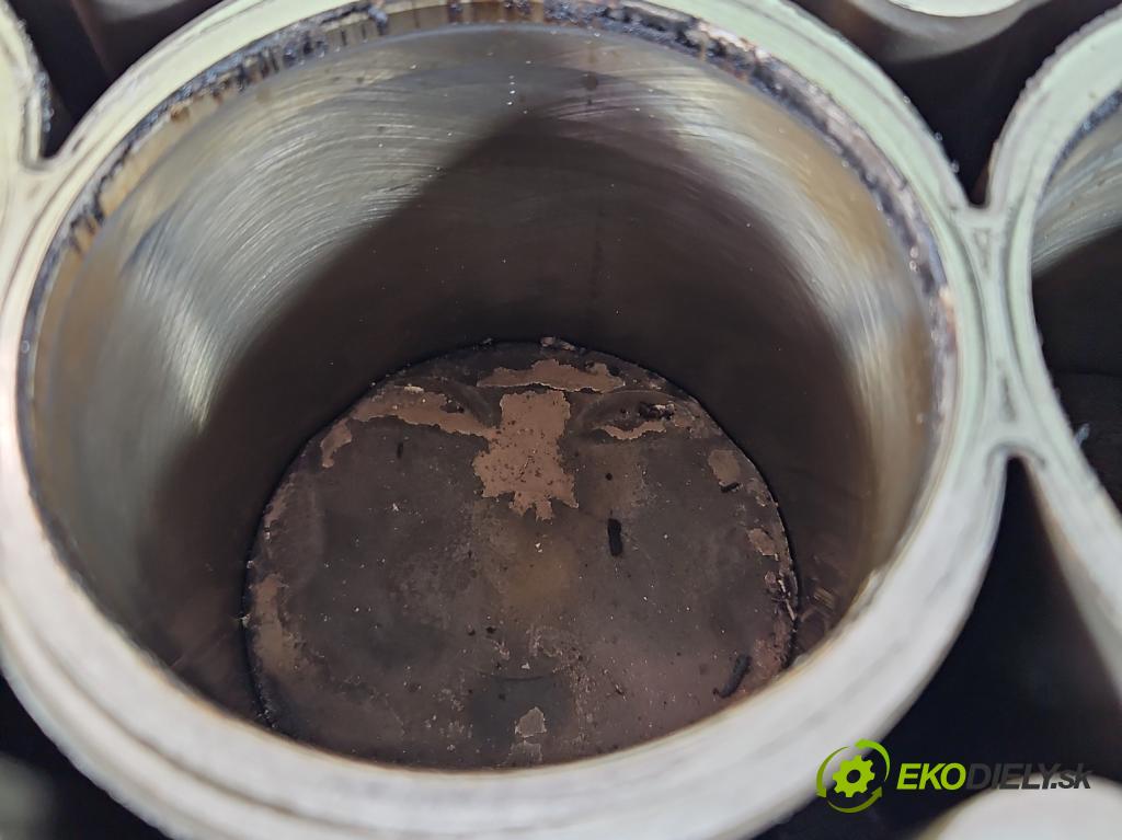 Dacia Dokker 2012- 1.6 16V 102 HP manual 75 kW 1598 cm3 5- Blok motora H4MD740 (Blok motora)