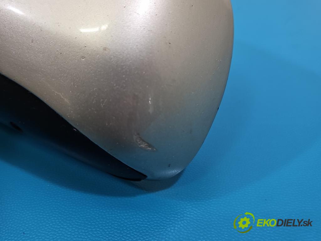 Skoda Fabia I 1999-2007 1.4 16V 75 HP manual 55 kW 1390 cm3 5- zrkadlo ľavé  (Kľučka dverí ostatné)