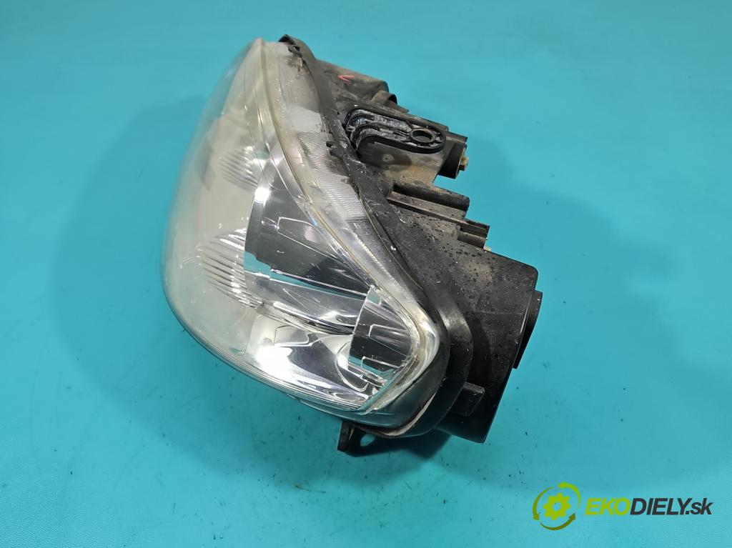 Fiat Punto II 1999-2010 1.2 8V 60 hp manual 44 kW 1242 cm3 3- světlo levý  (Klika dveří ostatní)