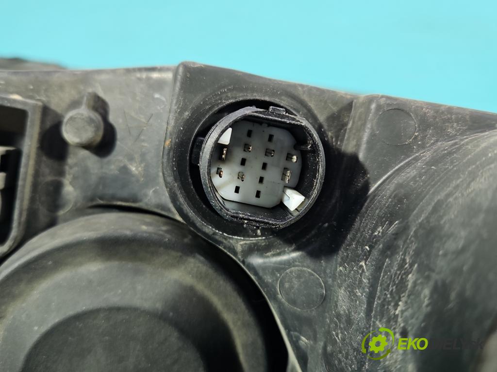 Fiat Punto II 1999-2010 1.2 8V 60 hp manual 44 kW 1242 cm3 3- světlo levý  (Klika dveří ostatní)