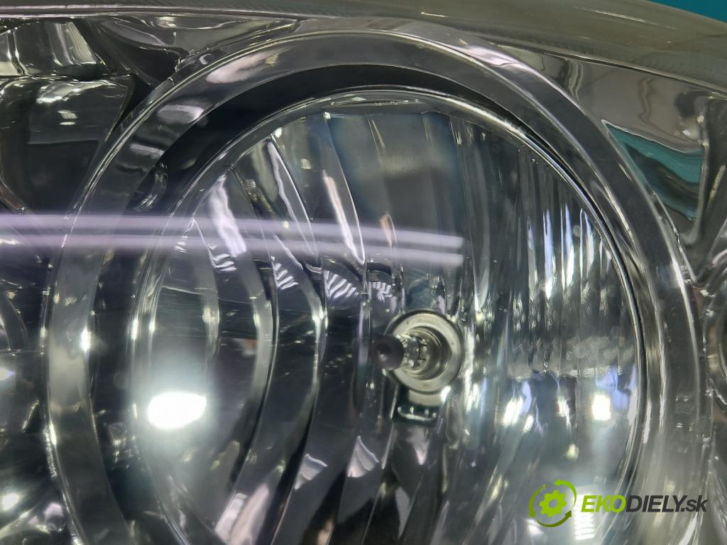 Fiat Punto II 1999-2010 1.2 8V 60 hp manual 44 kW 1242 cm3 3- světlo levý  (Klika dveří ostatní)