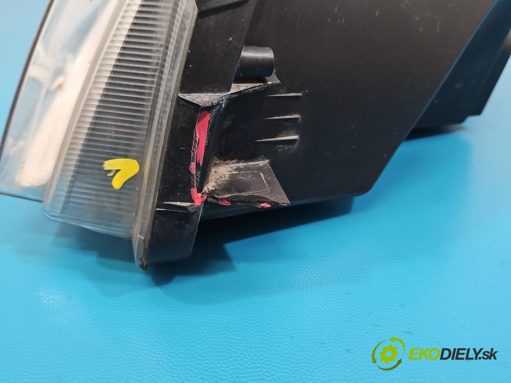 Fiat Punto II 1999-2010 1.2 8V 60 HP manual 44 kW 1242 cm3 3- Reflektor: pravý  (Svetlo predné pravé)