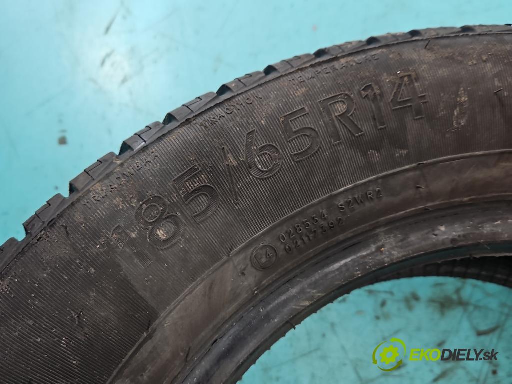 Skoda Fabia I 1999-2007 1.4 16V 75 HP manual 55 kW 1390 cm3 5- pneumatika celoročné 1 kus