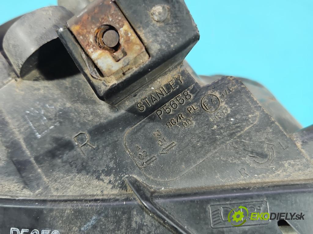 Honda City IV 2002-2008 1.4 83 HP manual 61 kW 1339 cm3 4- Reflektor: pravý  (Svetlo predné pravé)