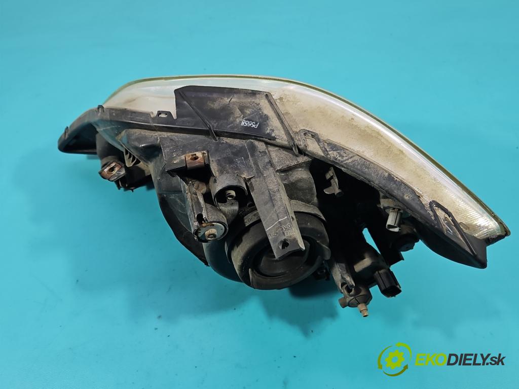 Honda City IV 2002-2008 1.4 83 HP manual 61 kW 1339 cm3 4- Reflektor: pravý  (Svetlo predné pravé)