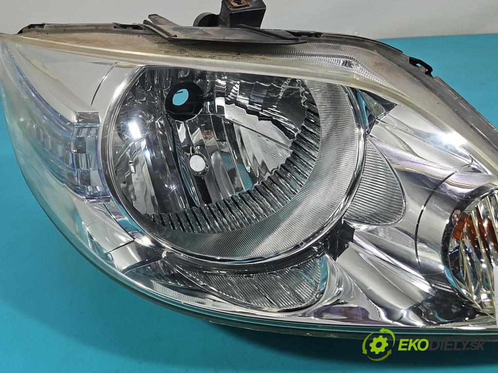 Honda City IV 2002-2008 1.4 83 HP manual 61 kW 1339 cm3 4- Reflektor: pravý  (Svetlo predné pravé)