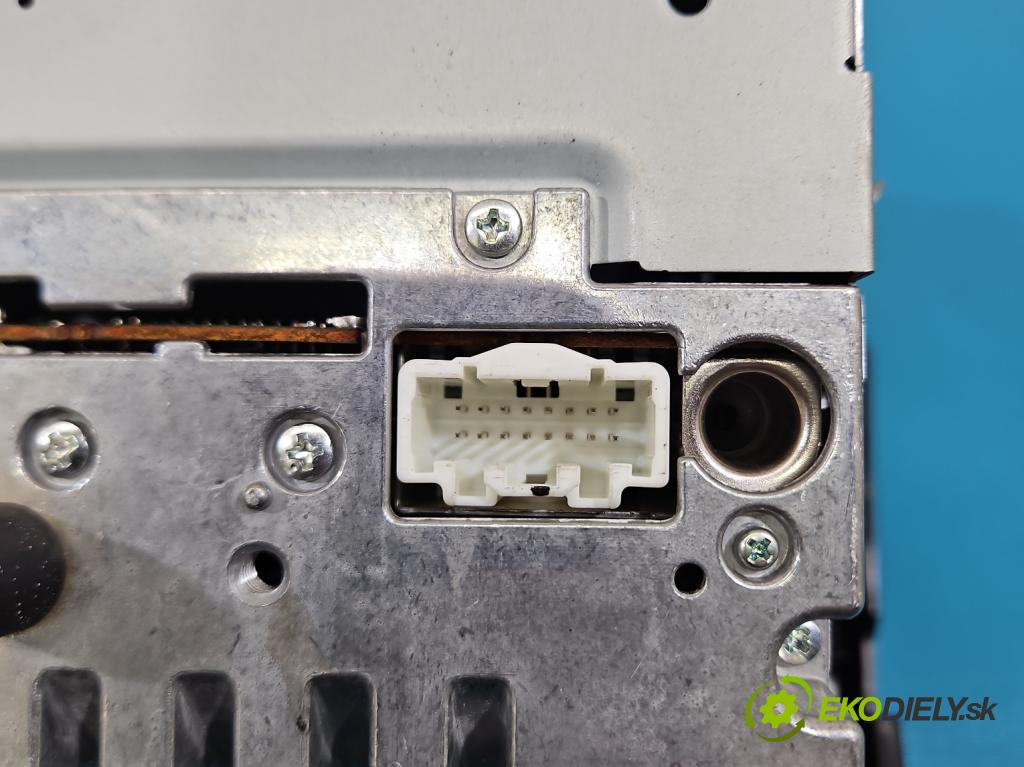 Mazda 2 II 2007-2014 1.3 16V 75 HP manual 55 kW 1349 cm3 5- Radio originál 14797726