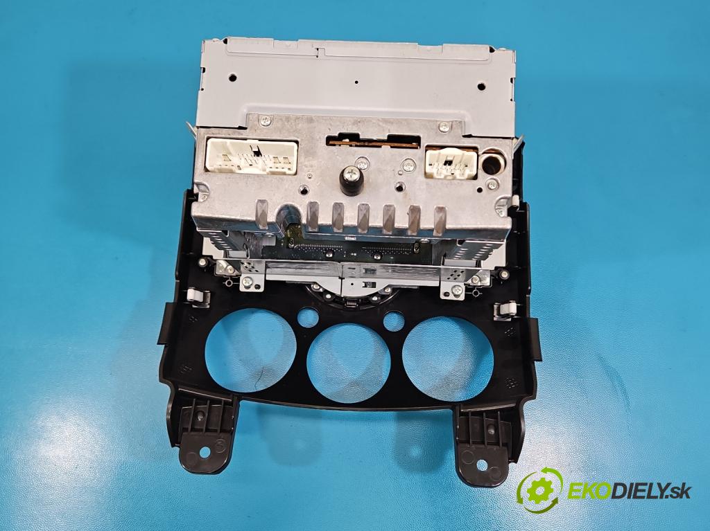 Mazda 2 II 2007-2014 1.3 16V 75 HP manual 55 kW 1349 cm3 5- Radio originál 14797726