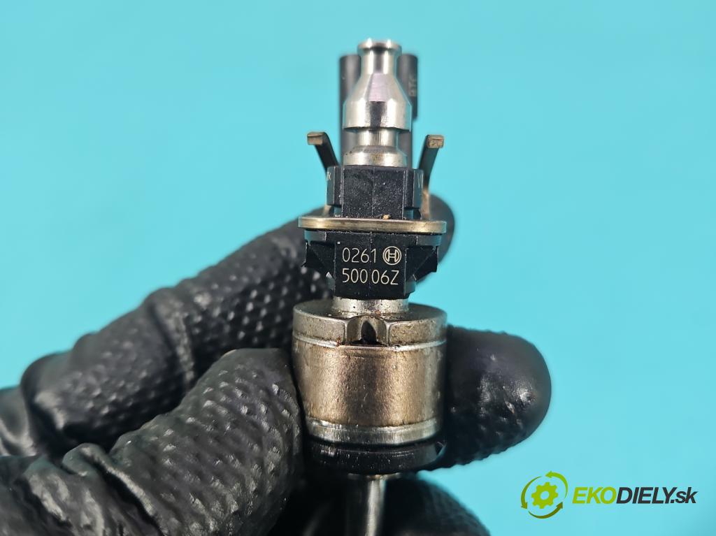 Skoda Scala 2019- 1.5 TSI 150 HP manual 110 kW 1498 cm3 5- vstrek 026150006Z (Vstrekovač paliva)