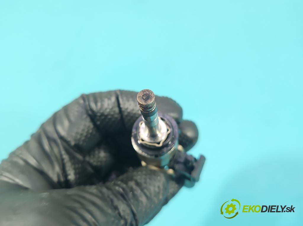 Skoda Scala 2019- 1.5 TSI 150 HP manual 110 kW 1498 cm3 5- vstrek 026150006Z (Vstrekovač paliva)