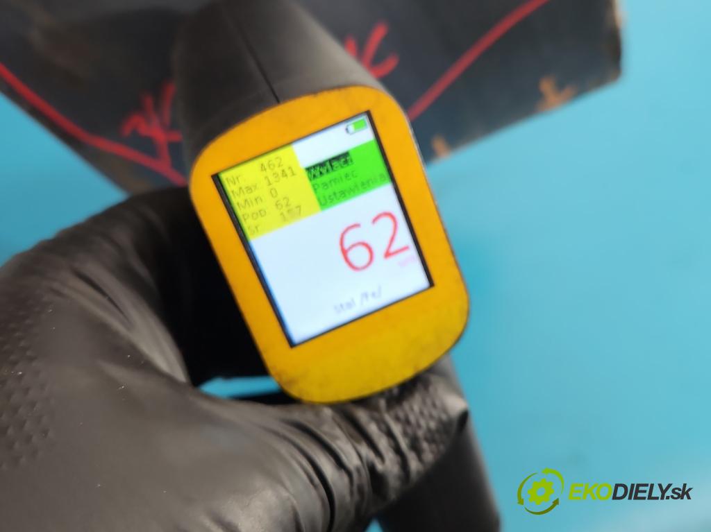 Kia Ceed I 2006-2012 1.4 16V 105 HP manual 77 kW 1396 cm3 3- blatník predné ľavý  (Blatník predný ľavý)