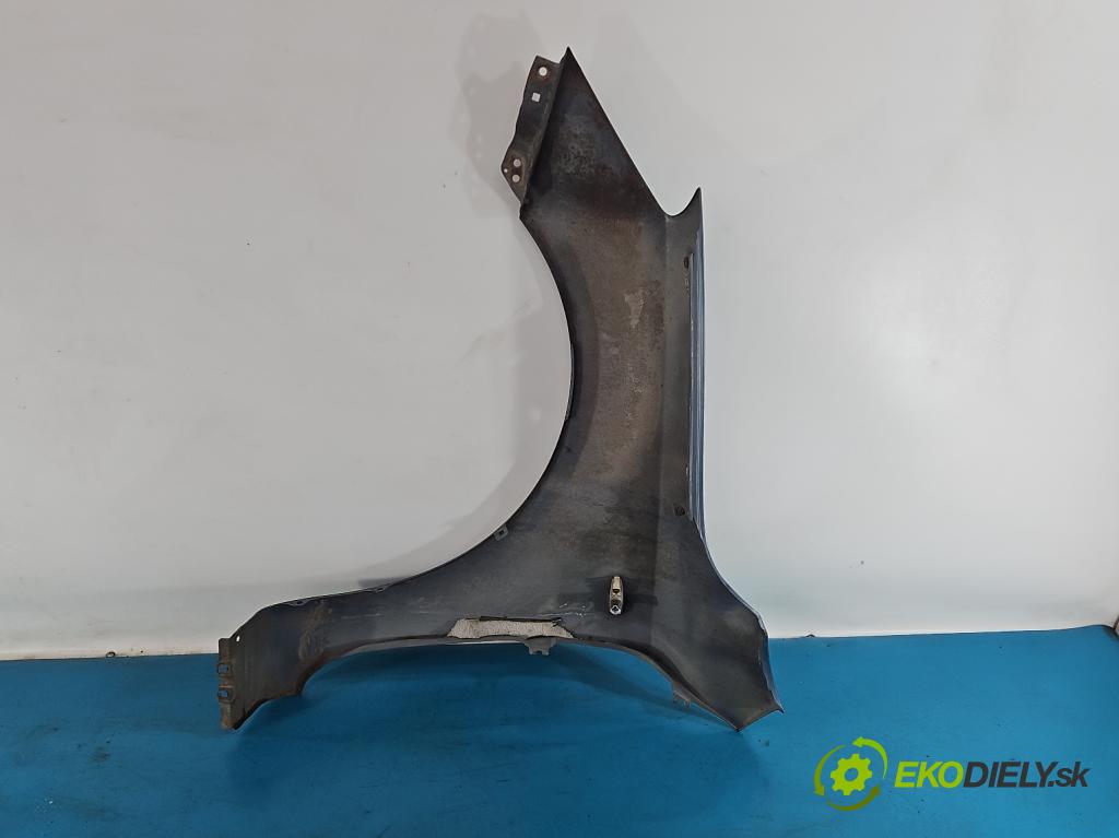 Kia Ceed I 2006-2012 1.4 16V 105 HP manual 77 kW 1396 cm3 3- blatník predné pravý  (Kľučka dverí ostatné)