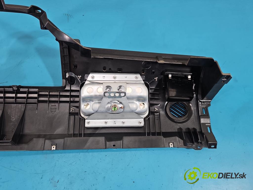 Ford Kuga Mk1 2008-2013 2.0 tdci 136hp manual 100 kW 1997 cm3 5- kokpit,přistrojova deska