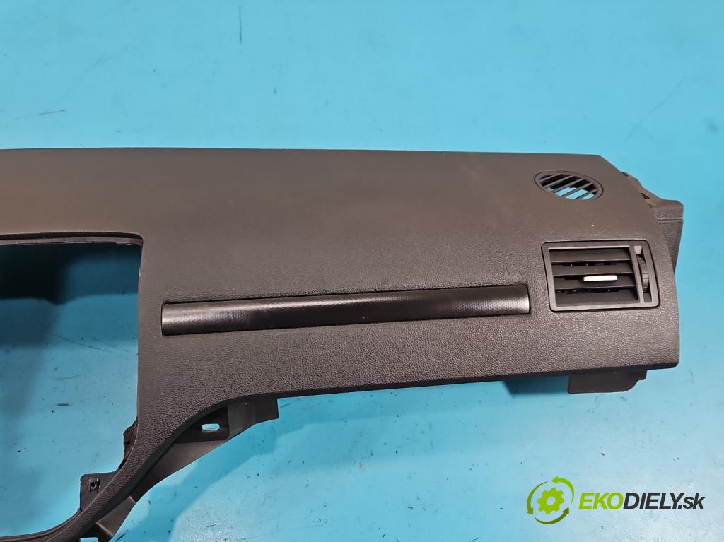 Ford Kuga Mk1 2008-2013 2.0 tdci 136hp manual 100 kW 1997 cm3 5- kokpit,přistrojova deska