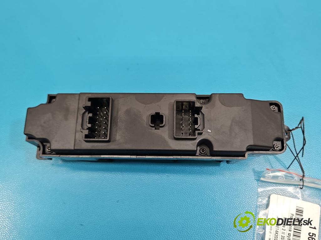 Mazda 2 II 2007-2014 1.3 16V 75 HP manual 55 kW 1349 cm3 5- prepínač okien spätných zrkadiel DF7466350B