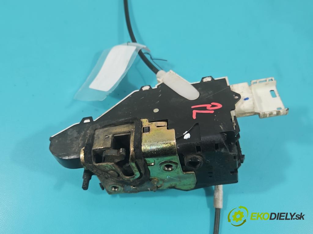 Peugeot 407 2.0 hdi 136 HP manual 100 kW 1997 cm3 5- zámok predné ľavý 9659739880F