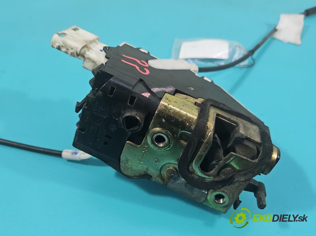 Peugeot 407 2.0 hdi 136 HP manual 100 kW 1997 cm3 5- zámok predné pravý 9659853780F