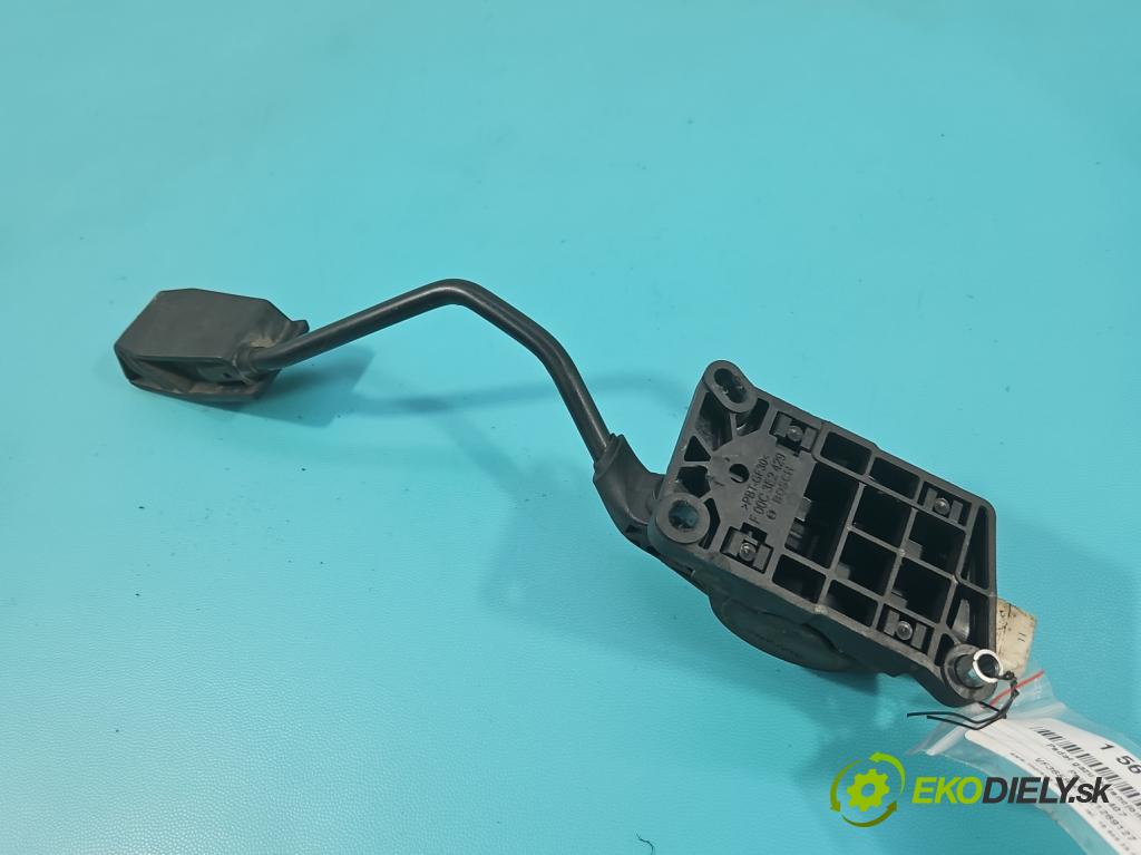 Peugeot 407 2.0 hdi 136 HP manual 100 kW 1997 cm3 5- pedal plyn potenciometr: F00C3P2311