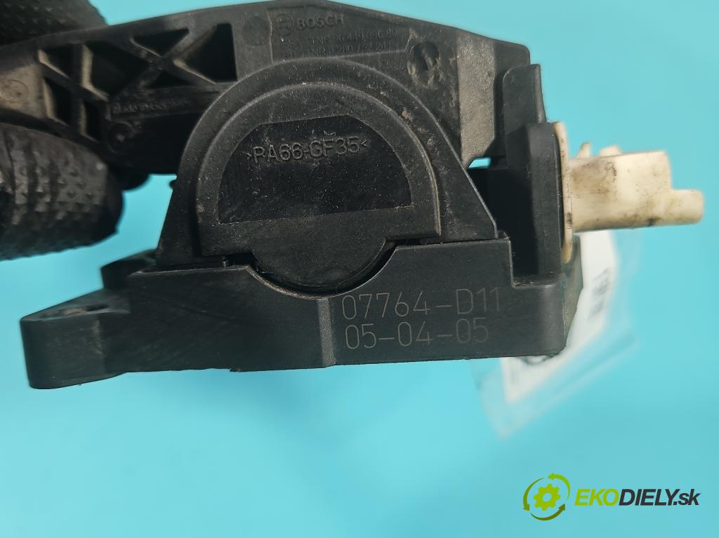 Peugeot 407 2.0 hdi 136 HP manual 100 kW 1997 cm3 5- pedal plyn potenciometr: F00C3P2311