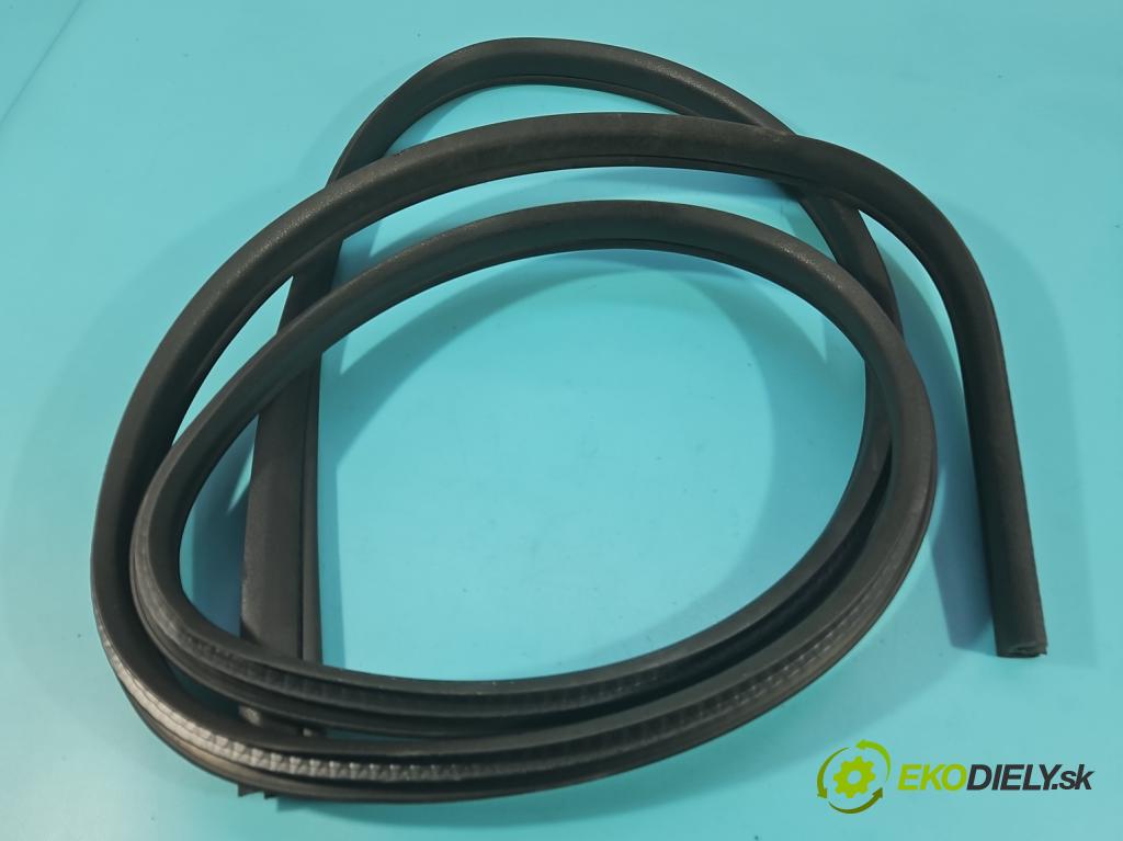 Ford Kuga Mk1 2008-2013 2.0 tdci 136hp manual 100 kW 1997 cm3 5- Těsnění: dveře přední pravé 