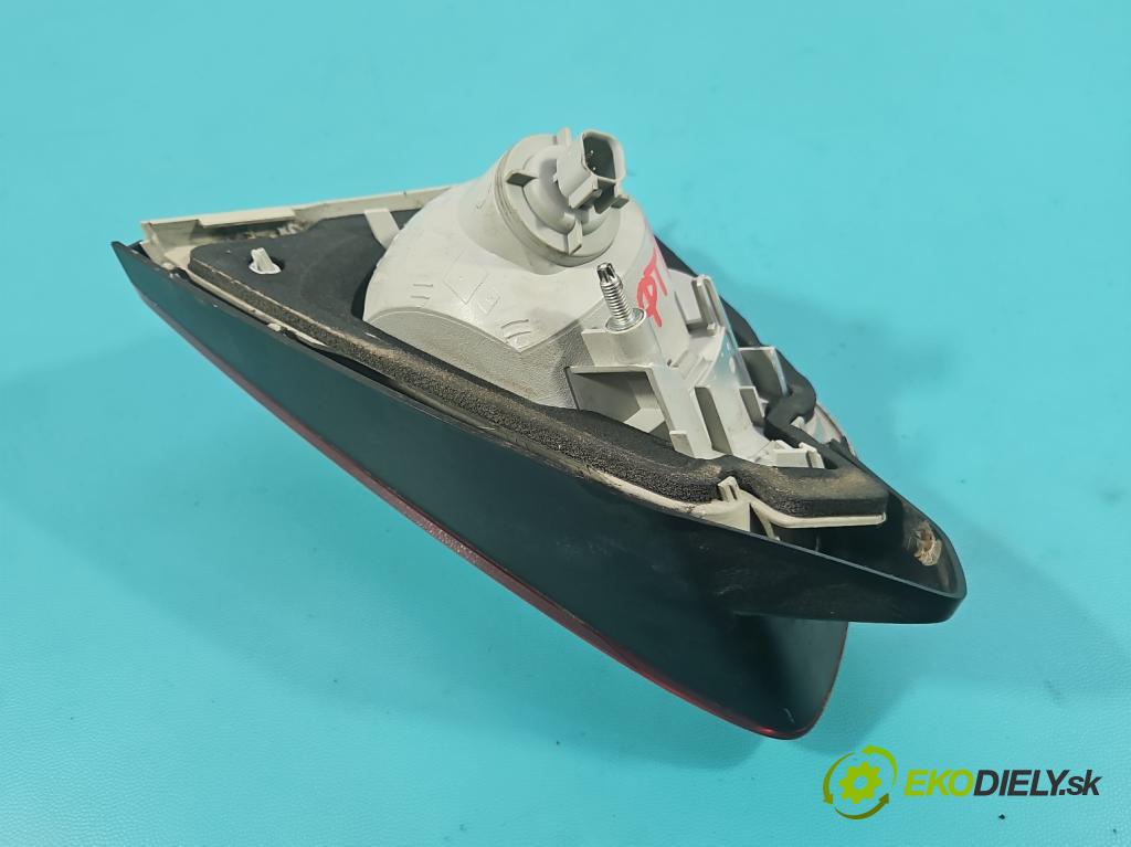 Ford Kuga Mk1 2008-2013 2.0 tdci 136 HP manual 100 kW 1997 cm3 5- svetlo / reflektor zadné ľavé 8V41-13A603-AD (Kľučka dverí ostatné)