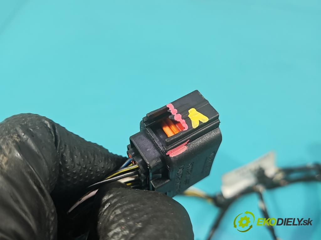 Ford Kuga Mk1 2008-2013 2.0 tdci 136hp manual 100 kW 1997 cm3 5- Balíček: dveře přední vlevo 8V4T-14A584-AAD