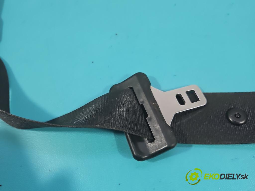 Ford Kuga Mk1 2008-2013 2.0 tdci 136hp manual 100 kW 1997 cm3 5- stěna bezpečnost přední levý 8V41-S611C46-AA