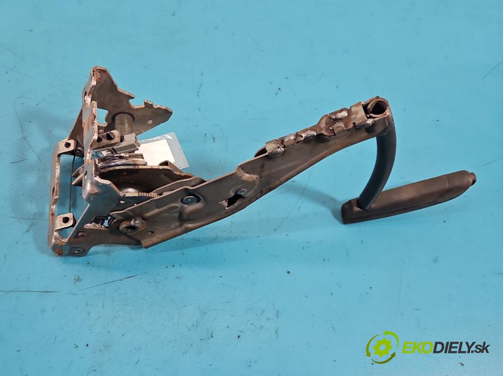 Ford Kuga Mk1 2008-2013 2.0 tdci 136 HP manual 100 kW 1997 cm3 5- Páka: brzda: ručný