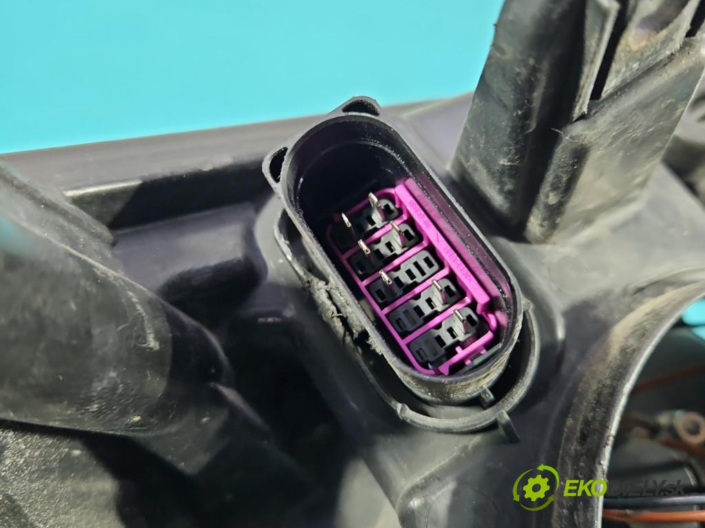 Ford Kuga Mk1 2008-2013 2.0 tdci 136hp manual 100 kW 1997 cm3 5- světlo levý 8V41-13W030-AE (Klika dveří ostatní)