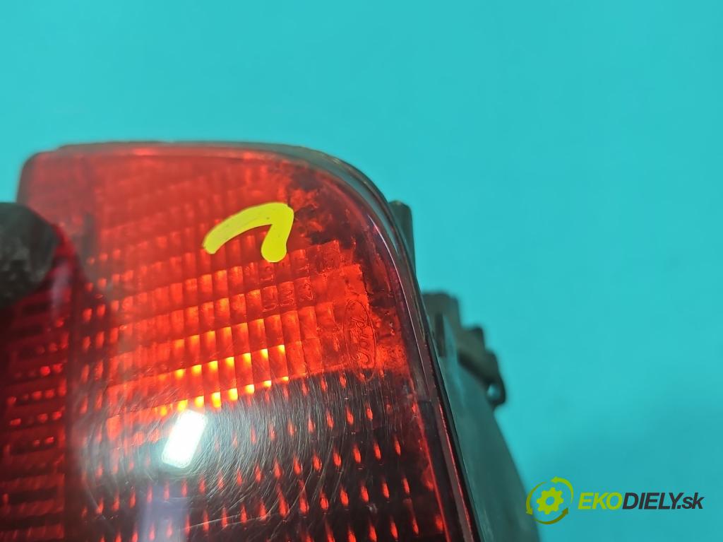 Ford Kuga Mk1 2008-2013 2.0 tdci 136hp manual 100 kW 1997 cm3 5- světlo zadní pravé nárazníku 8V41-15K272-AB