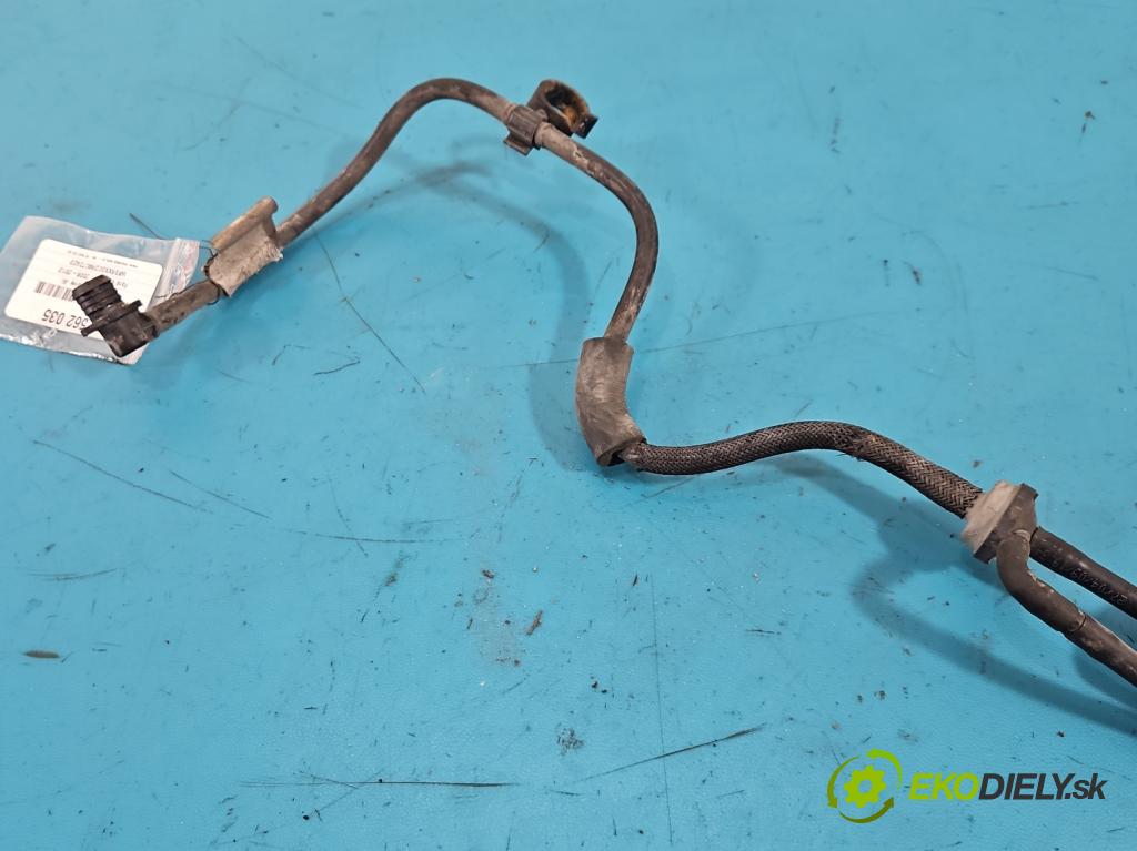 Ford Kuga Mk1 2008-2013 2.0 tdci 136 HP manual 100 kW 1997 cm3 5- rúrka palivovy