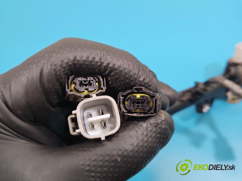 Suzuki SX4 S-Cross 2013-2021 1.4 T 129 HP manual 95 kW 1373 cm3 5- Zväzok: ostatné 15716-53SA0