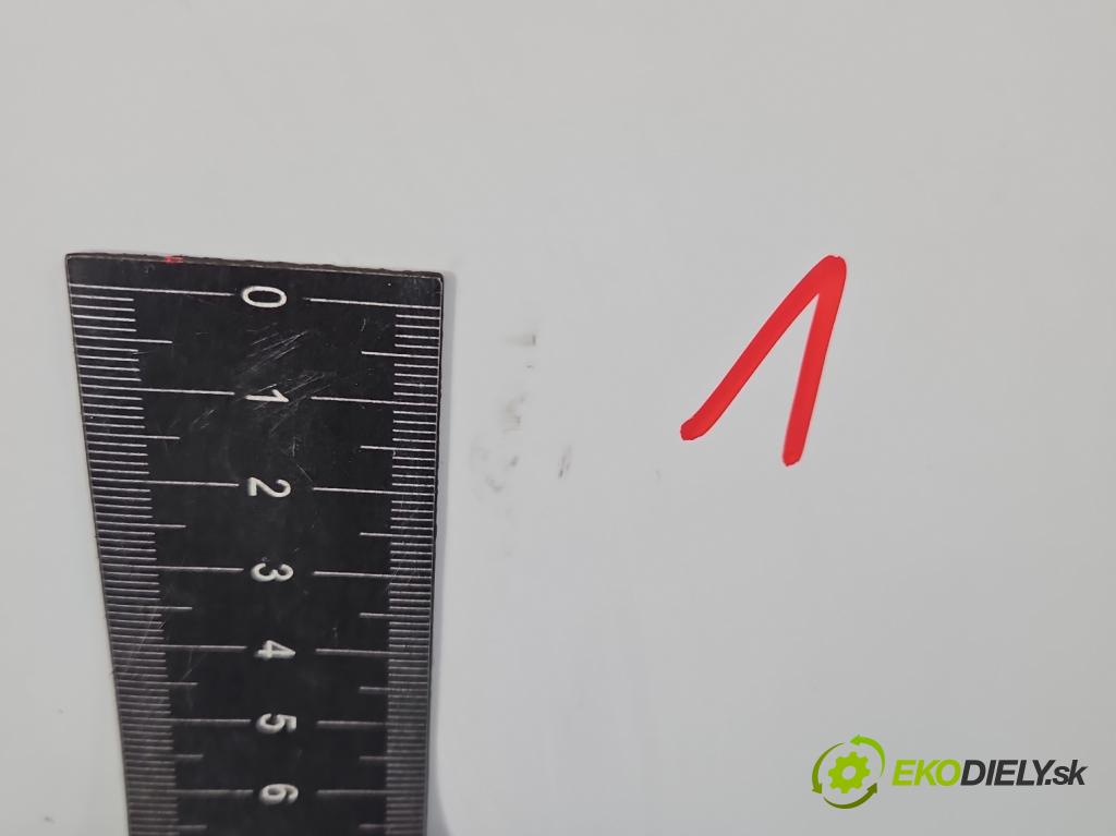 Ford Kuga Mk1 2008-2013 2.0 tdci 136 HP manual 100 kW 1997 cm3 5- dvere zadné ľavé  (Kľučka dverí ostatné)