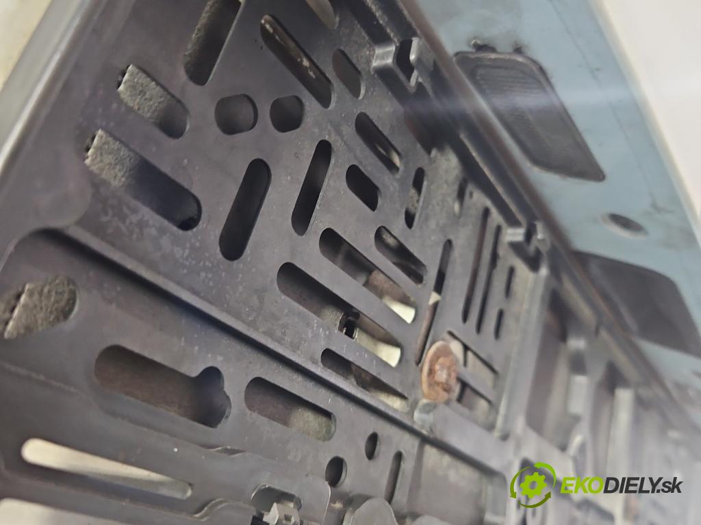 Ford Kuga Mk1 2008-2013 2.0 tdci 136 HP manual 100 kW 1997 cm3 5- zadna kufor  (Kapota zadná (kufor))