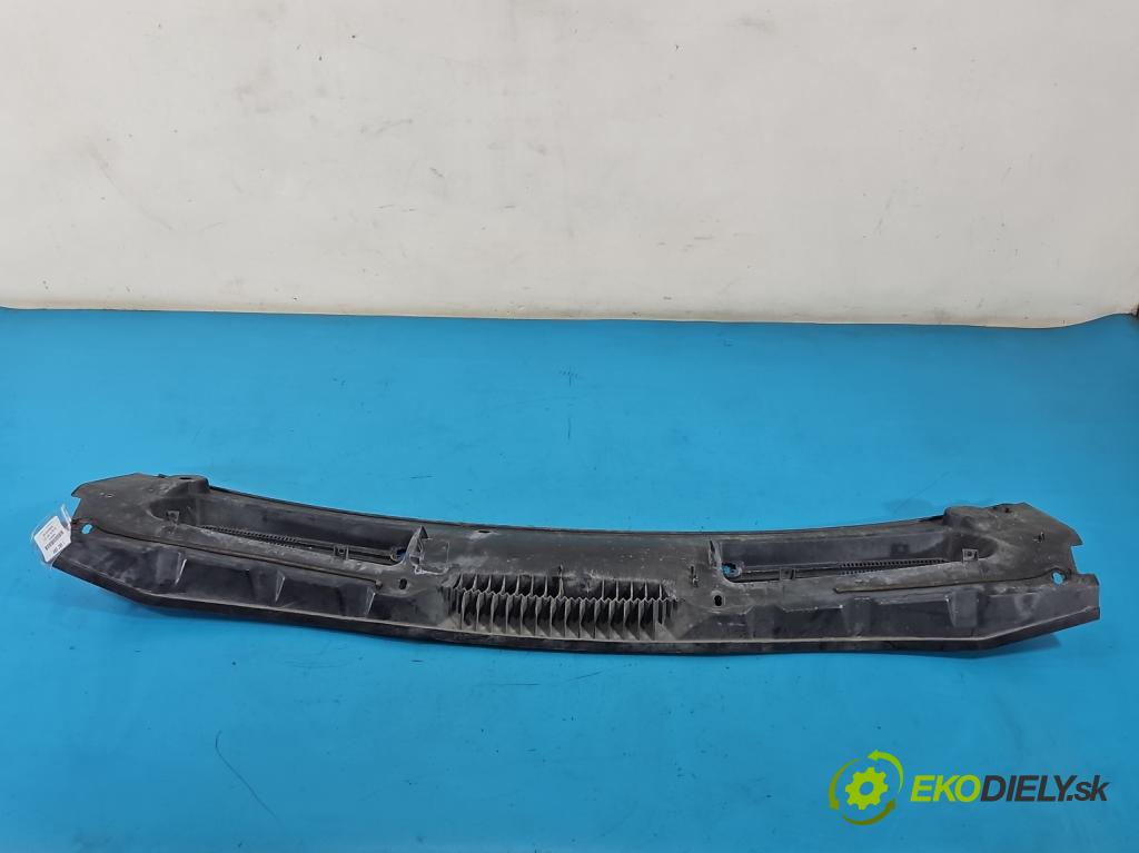 Ford Kuga Mk1 2008-2013 2.0 tdci 136 HP manual 100 kW 1997 cm3 5- torpédo 8V41-S02216 (Torpédo (plast pod čelným sklom))