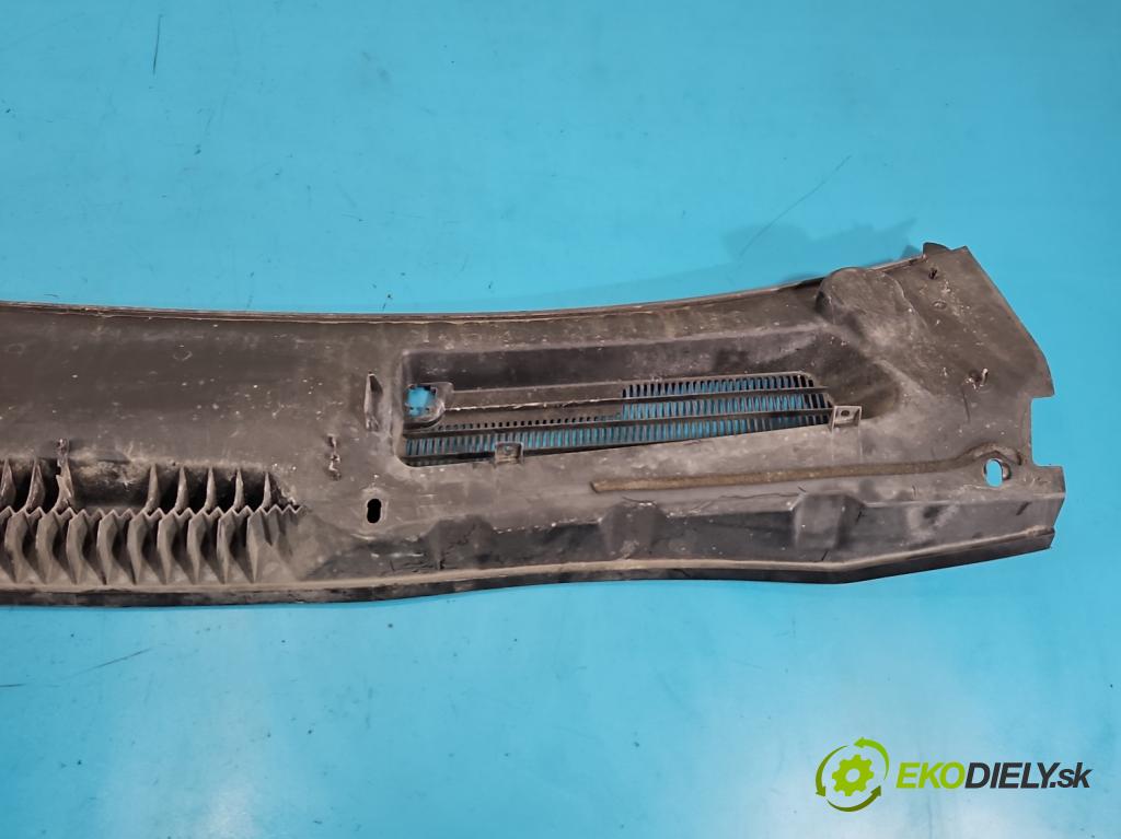 Ford Kuga Mk1 2008-2013 2.0 tdci 136 HP manual 100 kW 1997 cm3 5- torpédo 8V41-S02216 (Torpédo (plast pod čelným sklom))