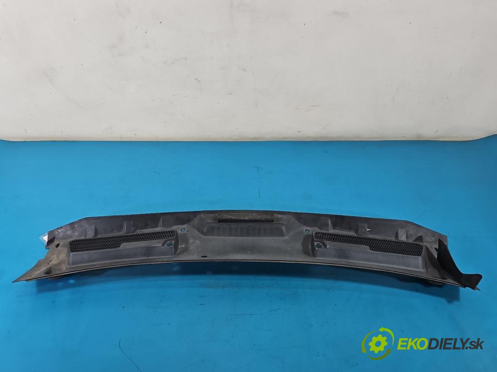 Ford Kuga Mk1 2008-2013 2.0 tdci 136 HP manual 100 kW 1997 cm3 5- torpédo 8V41-S02216 (Torpédo (plast pod čelným sklom))