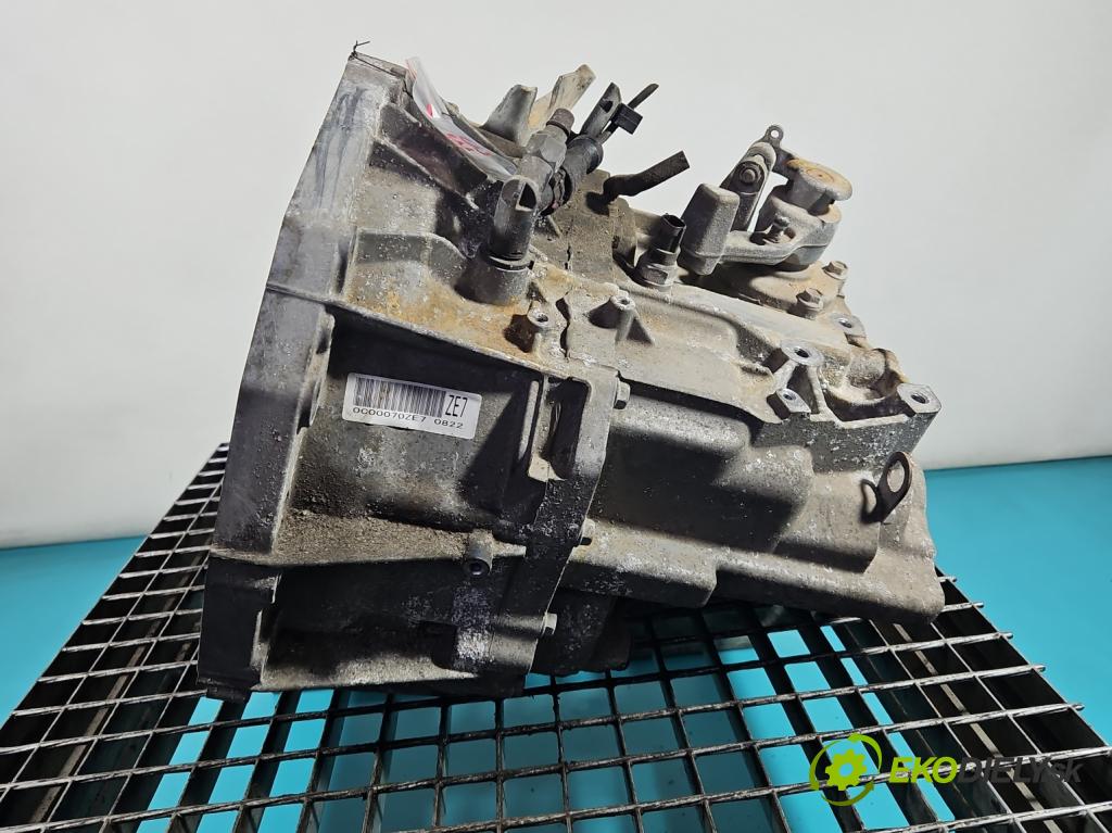 Suzuki SX4 S-Cross 2013-2021 1.4 T 129 hp manual 95 kW 1373 cm3 5- převodovka stupňová manual 0C00070ZE7