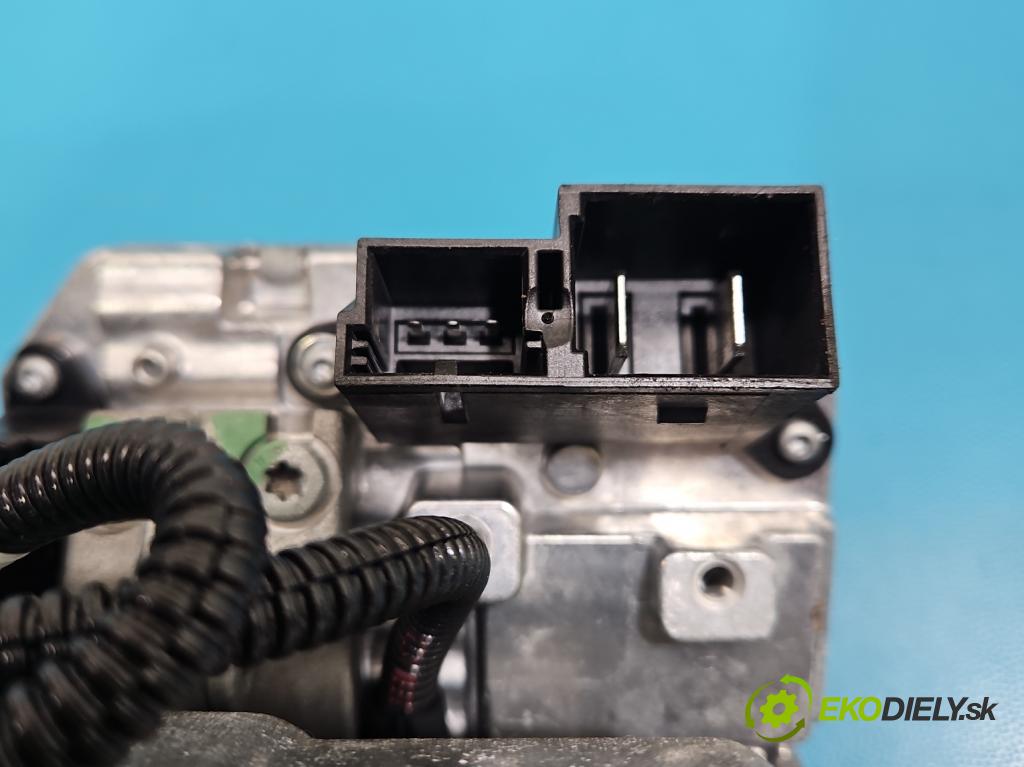 Skoda Rapid 2012-2019 1.2 TSI CBZA 86 hp manual 63 kW 1197 cm3 5- čerpadlo posilovač 6R1423510AP (Servočerpadlo)