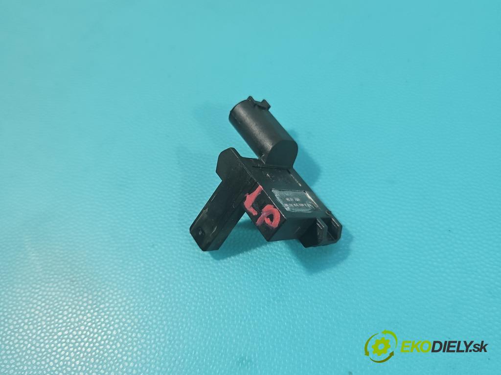 Mercedes S W222 2013-2020 3.0 cdi 656929 340KM: automatic 250 kW 2925 cm3 4- podsvietenie A0998200183