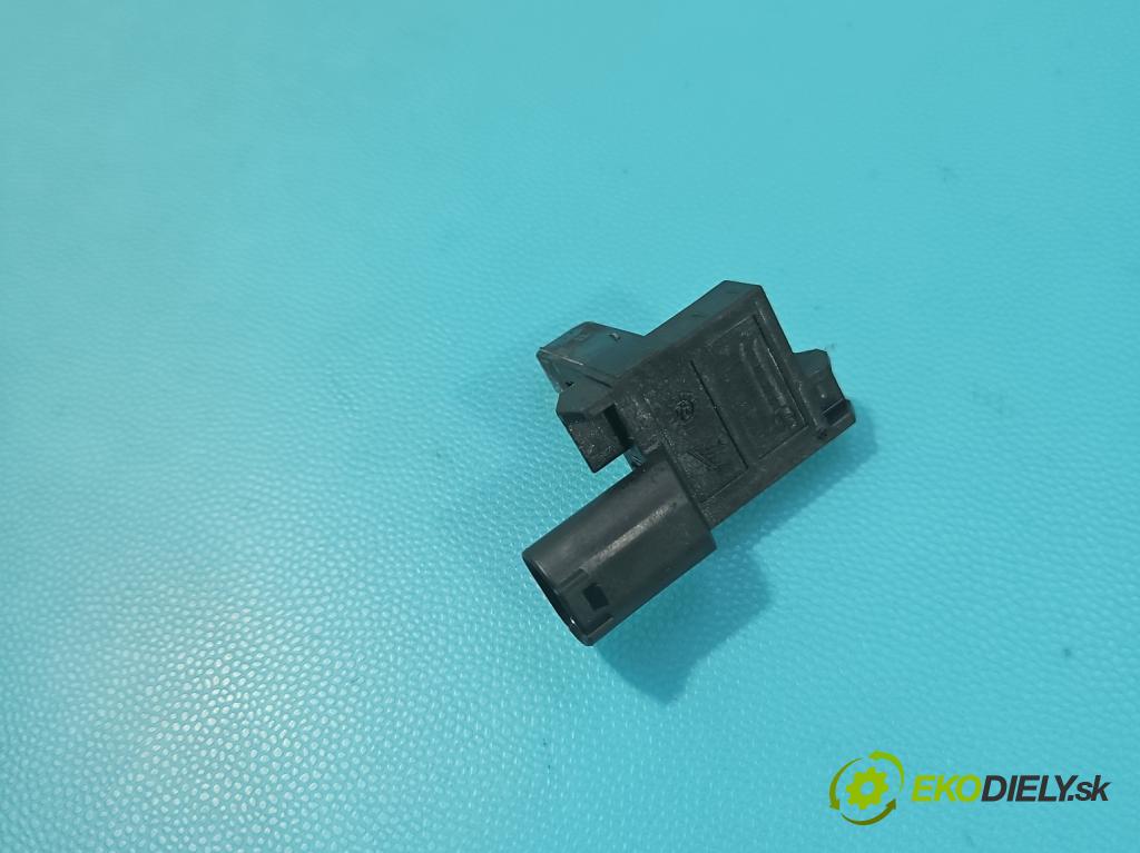 Mercedes S W222 2013-2020 3.0 cdi 656929 340KM: automatic 250 kW 2925 cm3 4- podsvietenie A0998200283