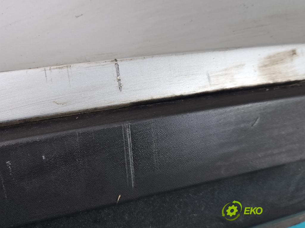 Skoda Rapid 2012-2019 1.2 TSI 86 hp manual 63 kW 1197 cm3 5- nárazník zadní 5JH807521 (Klika dveří ostatní)