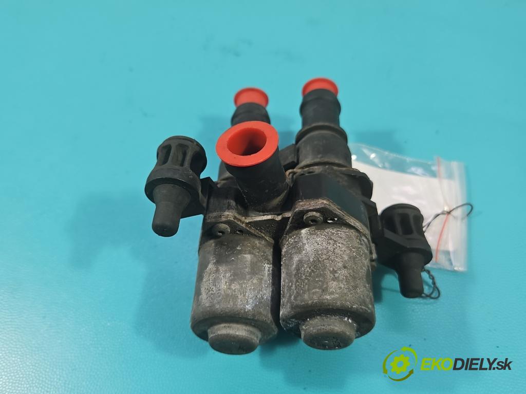 Mercedes S W222 2013-2020 3.0 cdi 656929 340KM automatic 250 kW 2925 cm3 4- ventil ohřívač: A0009820617 (Ventil topení)