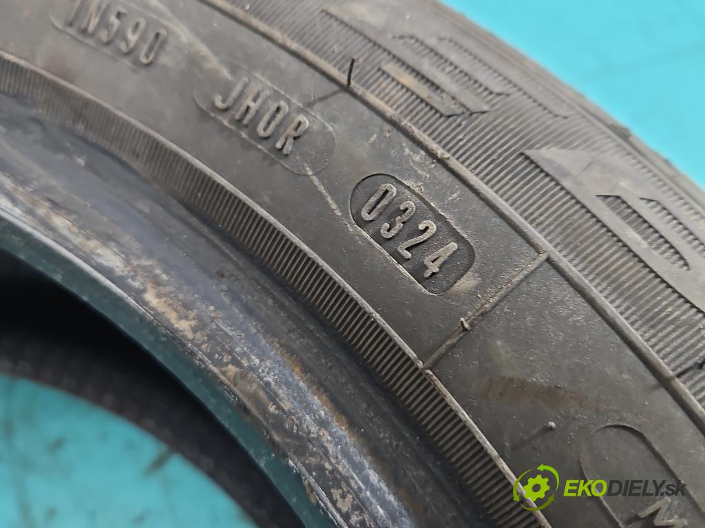 Skoda Rapid 2012-2019 1.2 TSI 86 hp manual 63 kW 1197 cm3 5- pneumatiky: celoročné 1