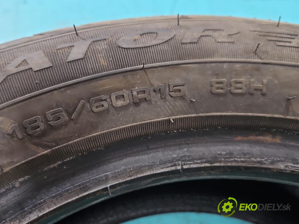 Skoda Rapid 2012-2019 1.2 TSI 86 hp manual 63 kW 1197 cm3 5- pneumatiky: celoročné 1