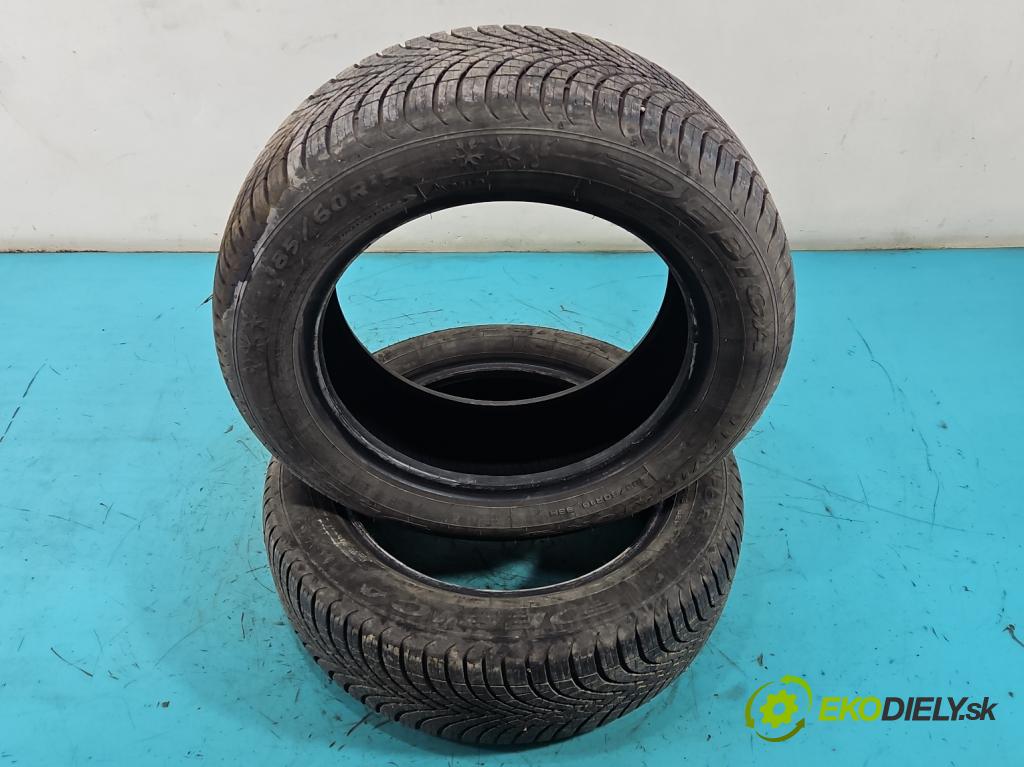 Skoda Rapid 2012-2019 1.2 TSI 86 hp manual 63 kW 1197 cm3 5- pneumatiky: celoročné para 