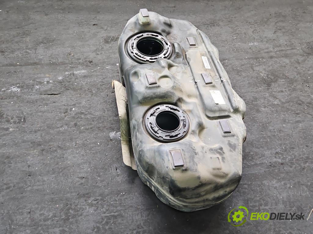 Jeep Cherokee KL 2013-2023 2.0 multijet: 140 HP manual 103 kW 1956 cm3 5- Nádrž: palivo 68109900AB (Palivová nádrž)