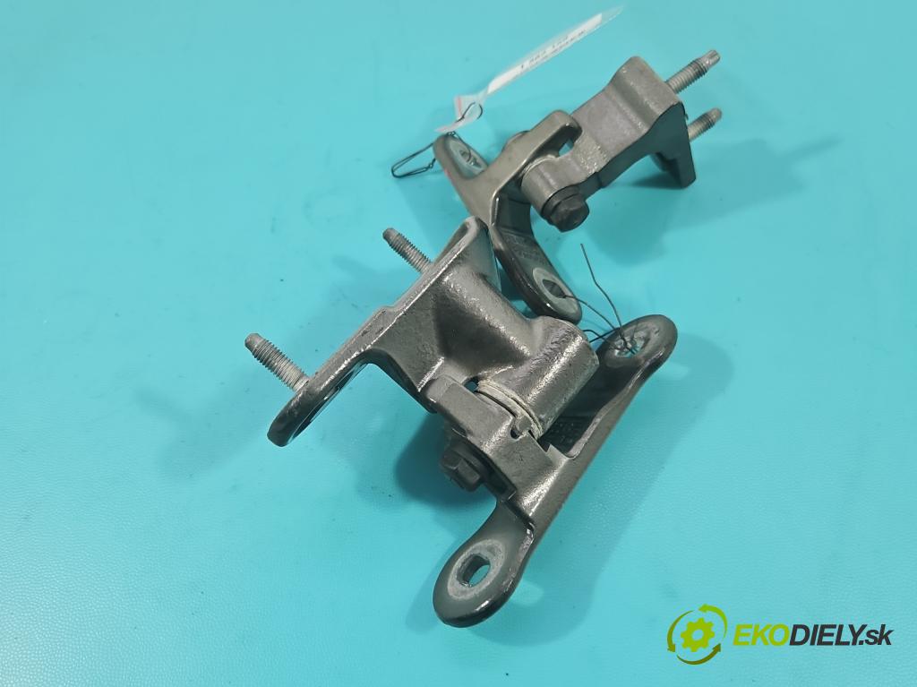 Mercedes S W222 2013-2020 3.0 cdi (656929) 340KM automatic 250 kW 2925 cm3 4- Závěs: dveře přední pravý A2227204001