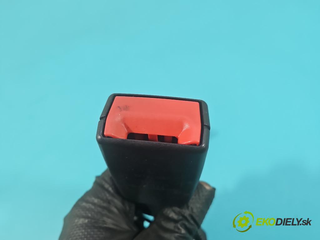 Mercedes S W222 2013-2020 3.0 cdi 656929 340KM: automatic 250 kW 2925 cm3 4- pas bezpečnosť: zadné stredný 34161779A