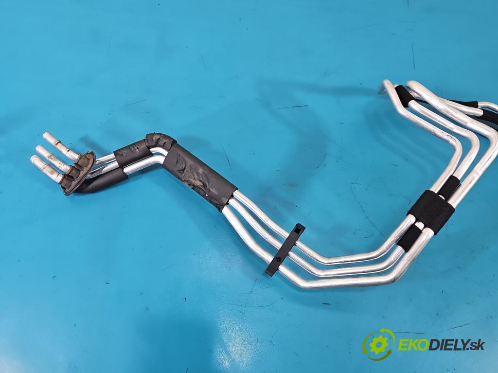 Mercedes S W222 2013-2020 3.0 cdi (656929) 340KM automatic 250 kW 2925 cm3 4- trubka systému chłodzenia A2228307002